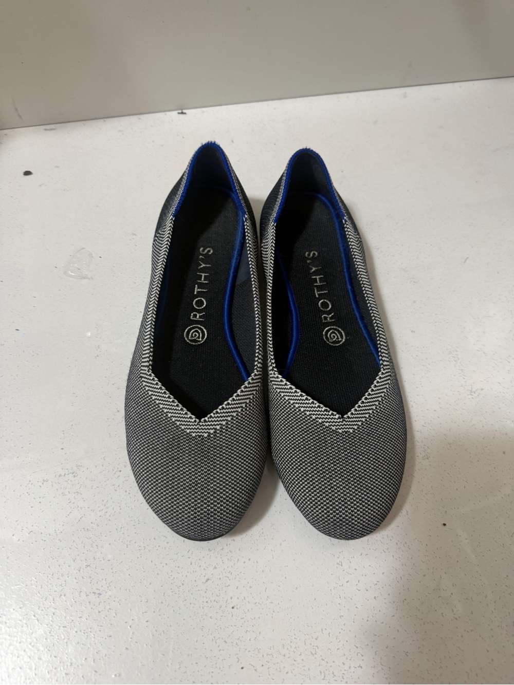 Knit round toe flats, Rothy's The Point Cloud Grey Birdseye. In new condtion